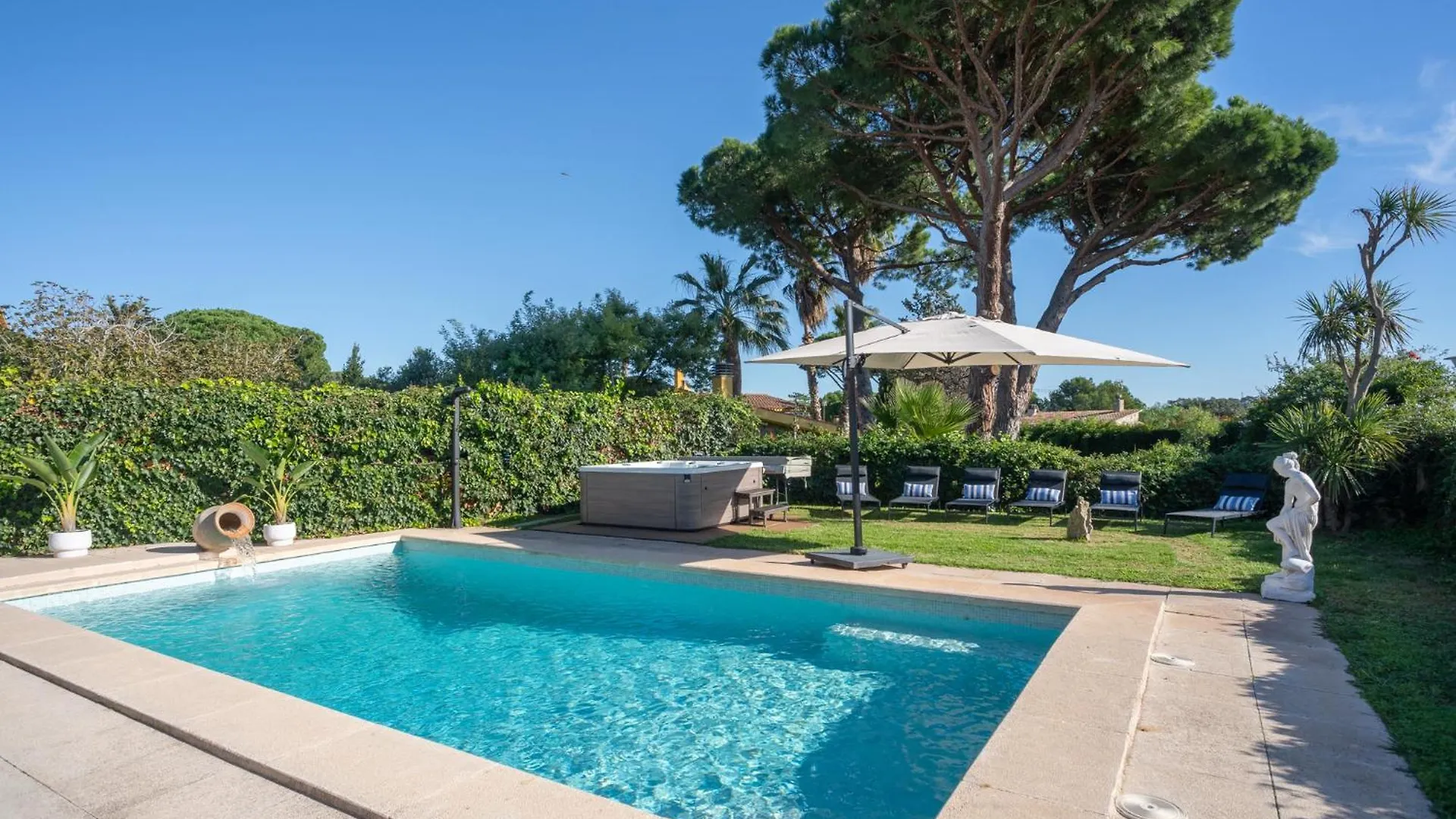 Encantadora Villa Con Piscina,Spa Y Cerca De Playa Sant Antoni De Calonge 0*,  Spain